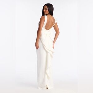 Fashion Nova Women’s Medium White Pearl‎ Bow Wedding Black Tie Maxi Gown Dress